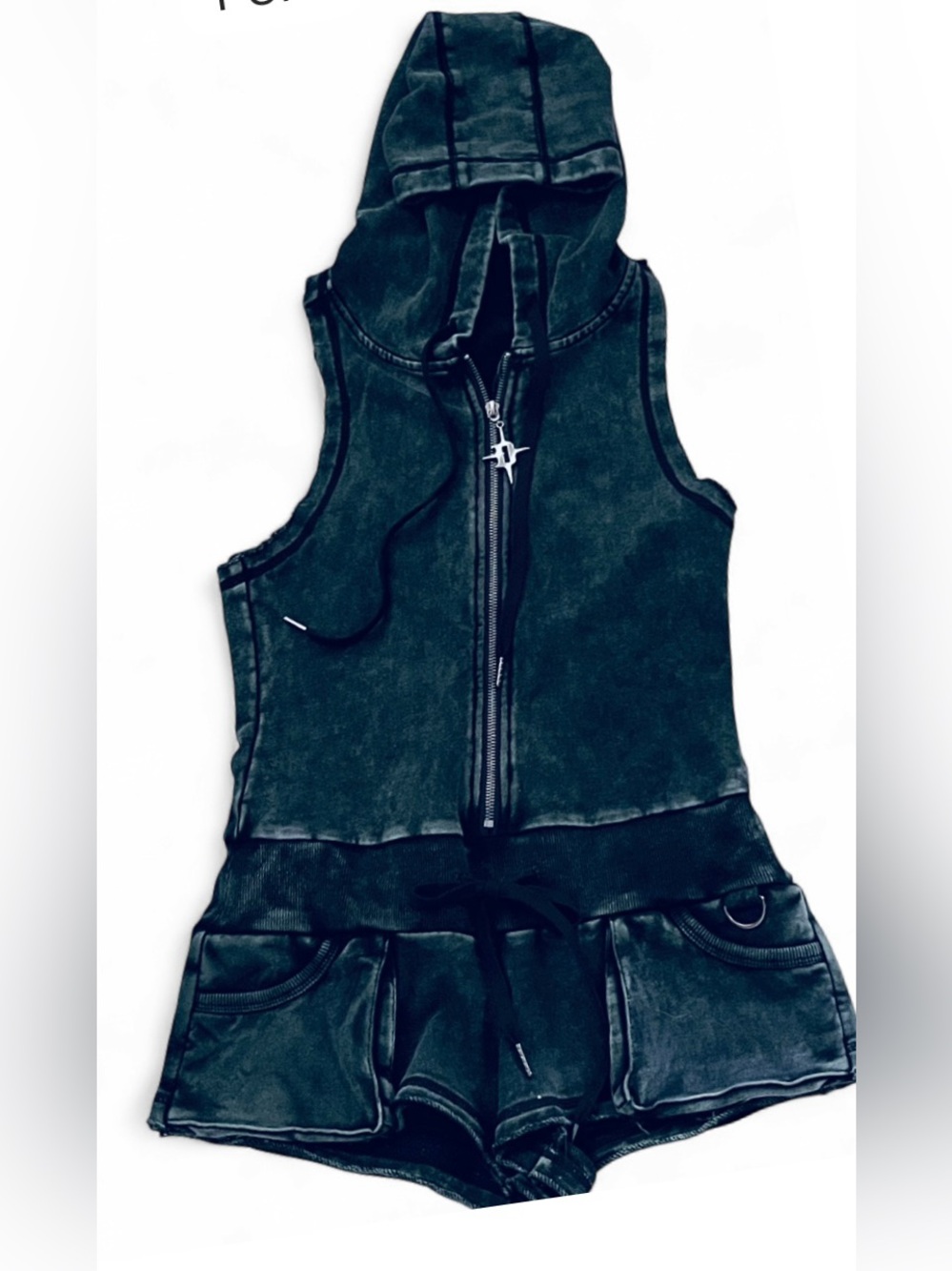 BNWOT!! SAMPLE darker waves Hooded Sleeveless Romper